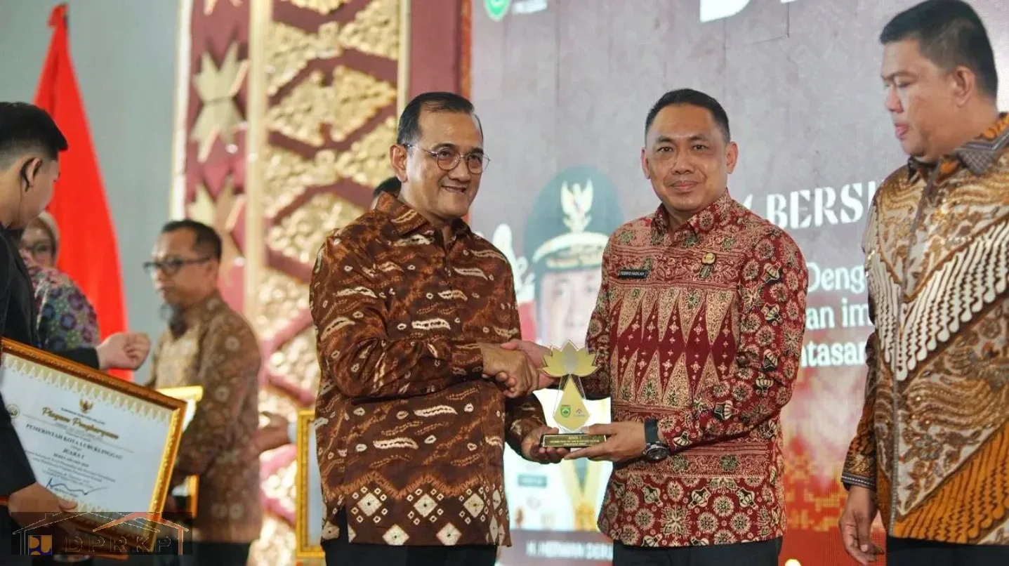 Pemerintah Kota Lubuk Linggau Menerima Penghargaan BERES Award